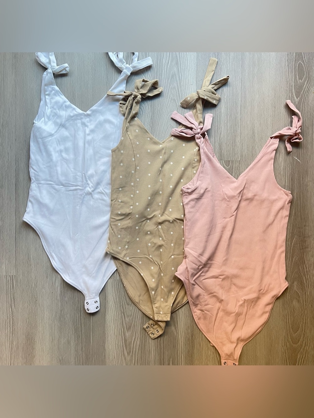 Set of 3 Old Navy Body Suits Tan Pink White Size Large NWOT